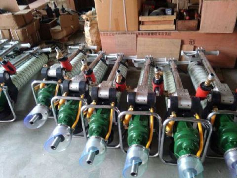 点击查看详细信息<br>标题：MQT-130/2.8型气动锚杆钻机15898635797 0537-3202711 阅读次数：2629