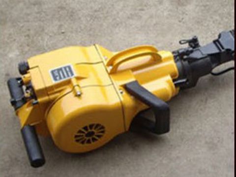 点击查看详细信息<br>标题：凿岩机 阅读次数：2361