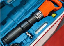 点击查看详细信息<br>标题：风镐 阅读次数：2680